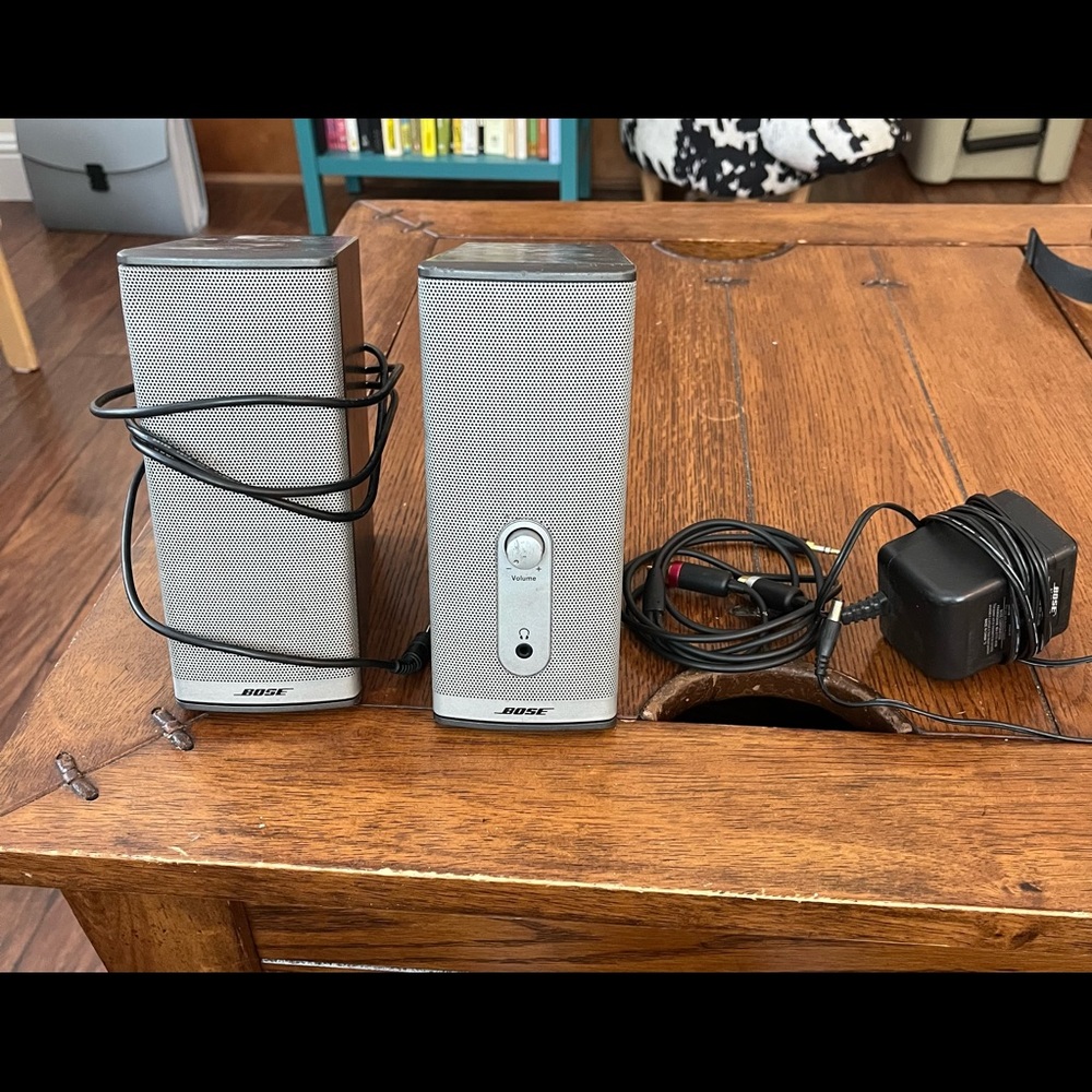 Bose Speakers. Companion 2 Series II